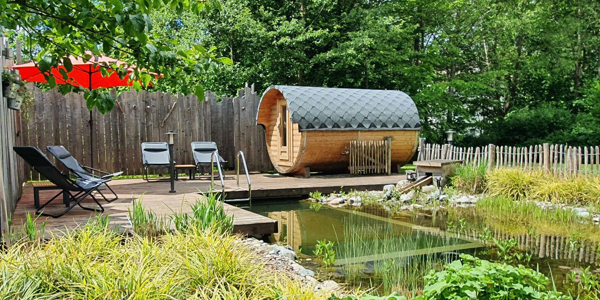 Ferienhaus Harzer Wiesenbaude - Schwimmteich und Fasssauna